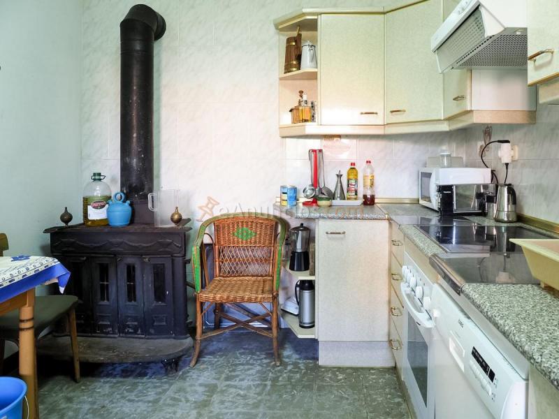 Adosado en venta en  Casbas de Huesca