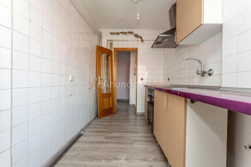 Apartamento en venta en  Valleaguado - La Cañada, Coslada