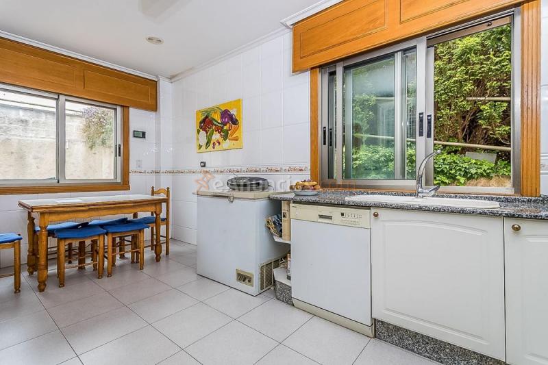 Adosado en venta en  Liáns, Oleiros