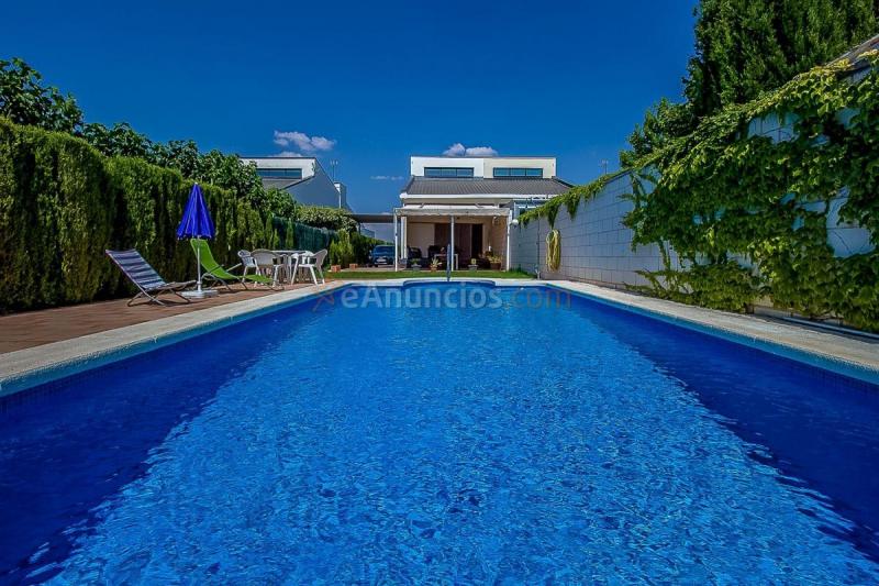 Adosado en venta en  Carrion de Calatrava