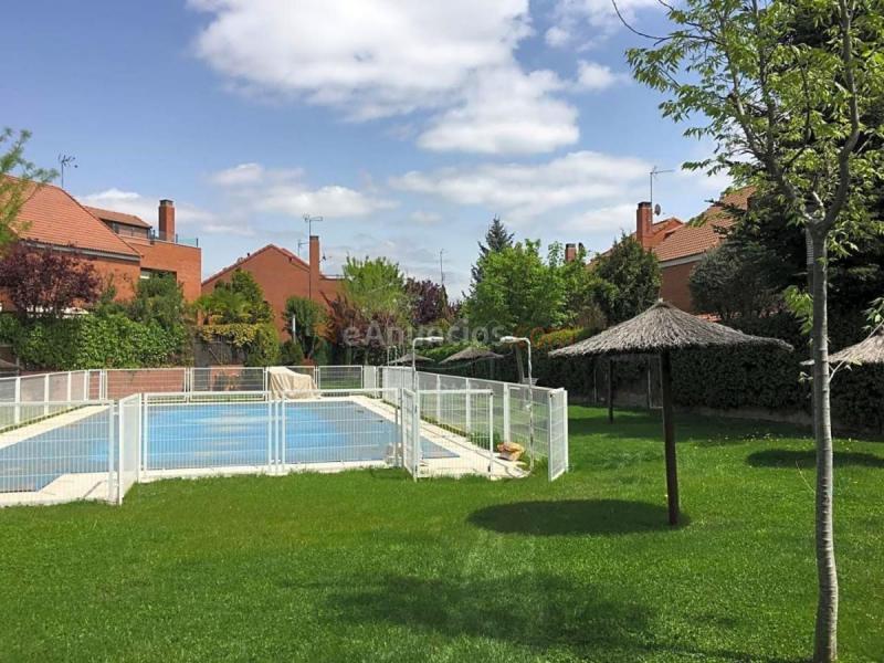 Casa en alquiler en  El Soto de la Moraleja, La Moraleja