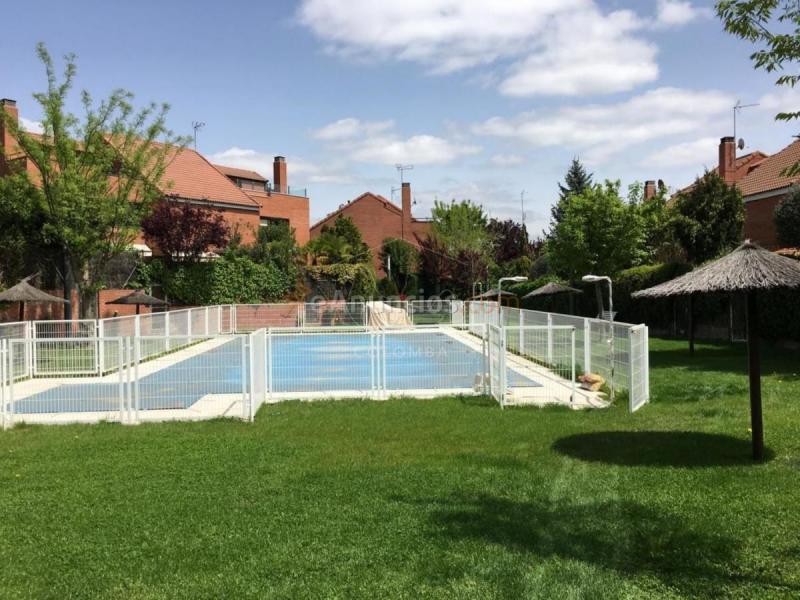 Casa en alquiler en  El Soto de la Moraleja, La Moraleja