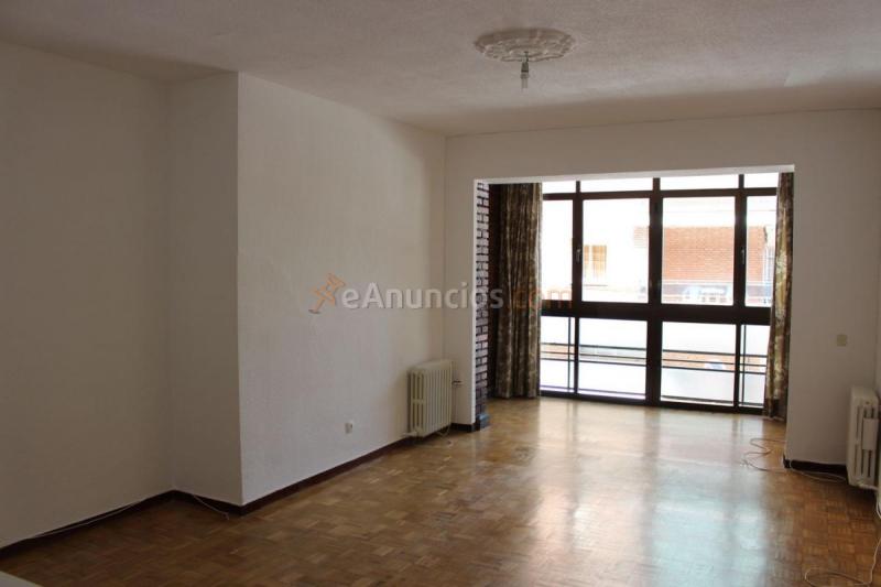 Apartamento en alquiler en  Parque San Fernando, San Isidro - Los Almendros, Alcalá de Henares