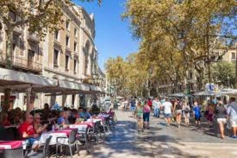 Local Comercial en alquiler en  Ciutat Vella, Barcelona