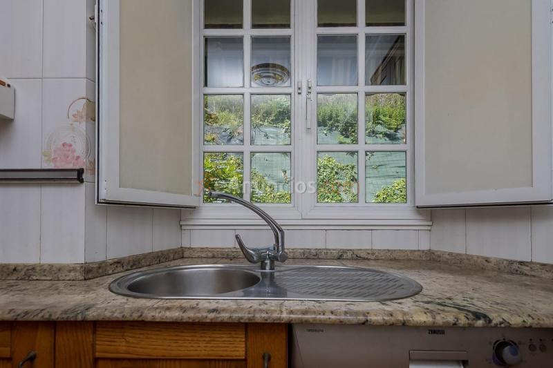 Adosado en venta en  Aldea Serantellos, A Malata - Catabois - Ciudad Jardín, Ferrol