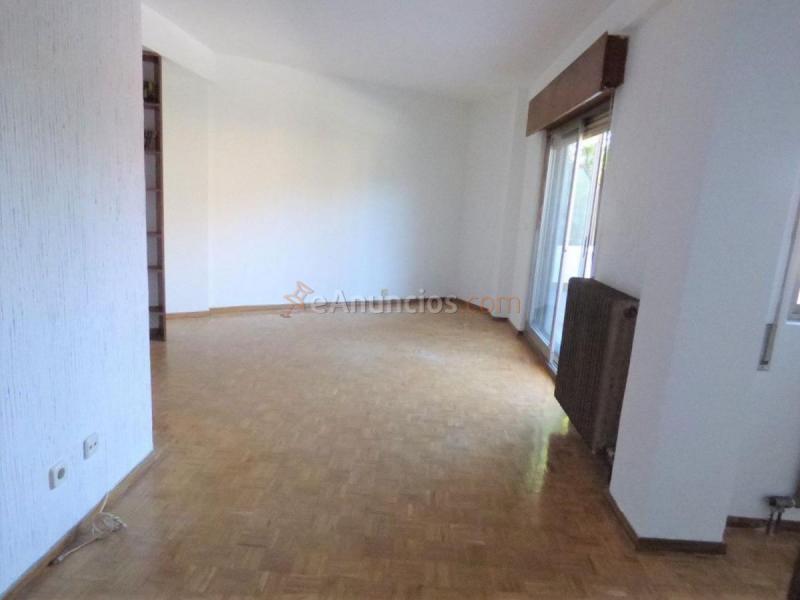 Apartamento en venta en  CLARA CAMPOAMOR, Villalba Estación, Collado Villalba