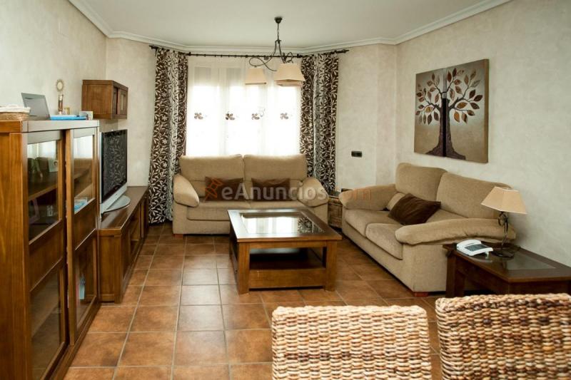 Adosado en venta en  Nambroca