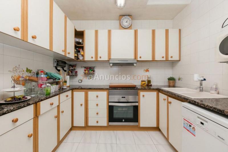 Adosado en venta en  La Creu Alta, Sabadell