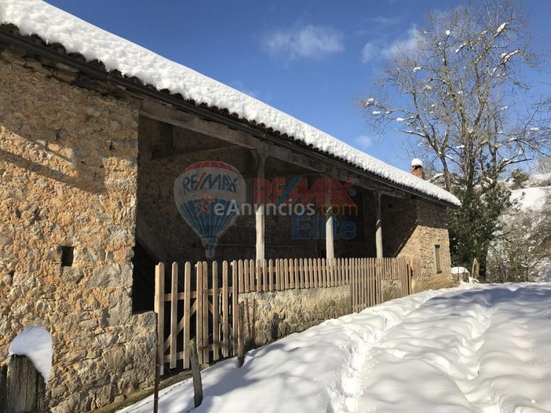 Casa Rural en venta en  Friera, Piloña