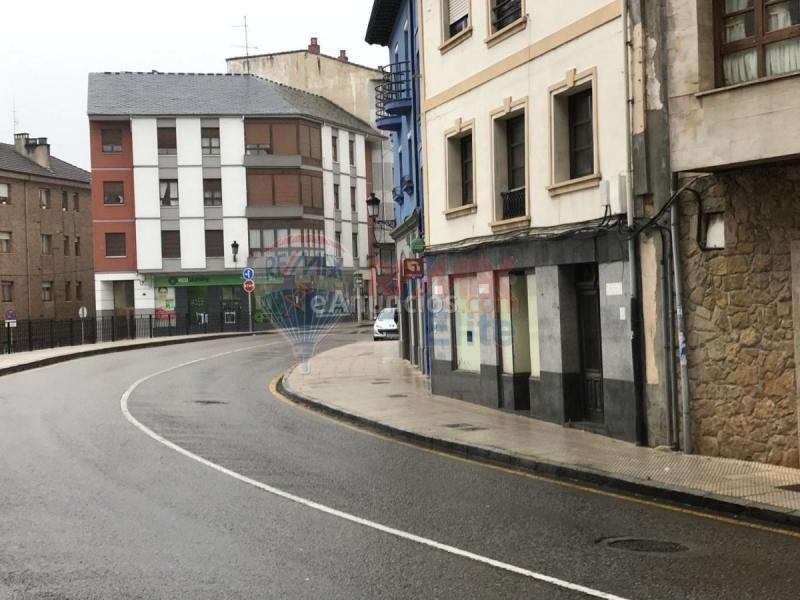 Local Comercial en alquiler en Calle Luis Armiñán, Nava