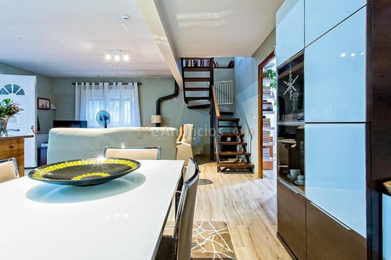 Adosado en venta en  Vacarisses