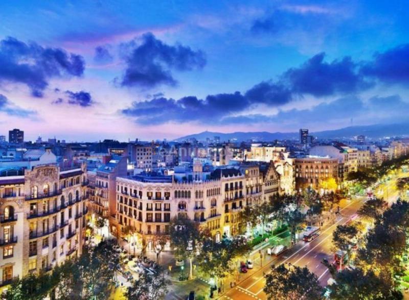Local Comercial en alquiler en Calle de Muntaner, Eixample, Barcelona