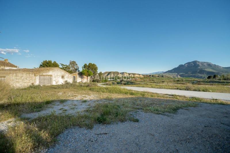 Casa Rural en venta en  Llano de los coroneles, Poligono 7 Parcela 534, Cortes de Baza