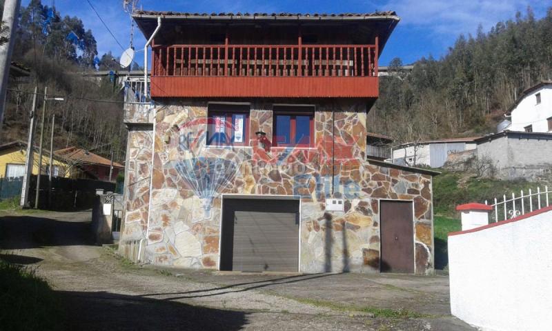 Casa Rural en venta en  Pramaro, Cudillero