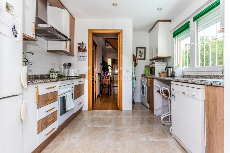 Adosado en venta en  San Blas, Madrid