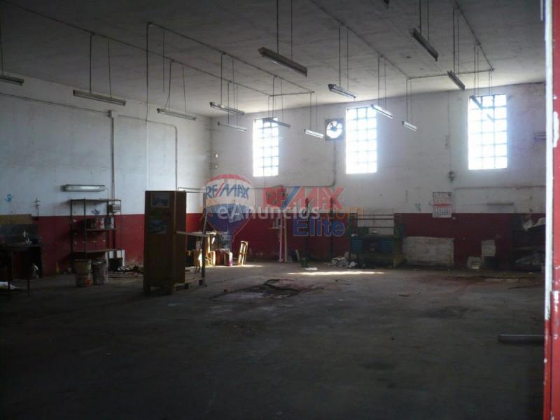 Edificio en alquiler en  poligono maximino vega, Oeste, Gijón