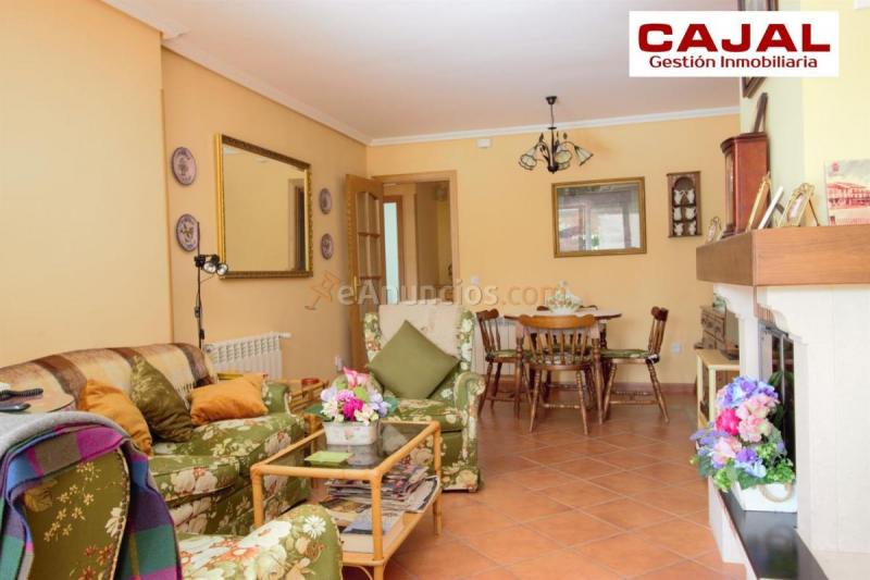 Casa en venta en  Riaza