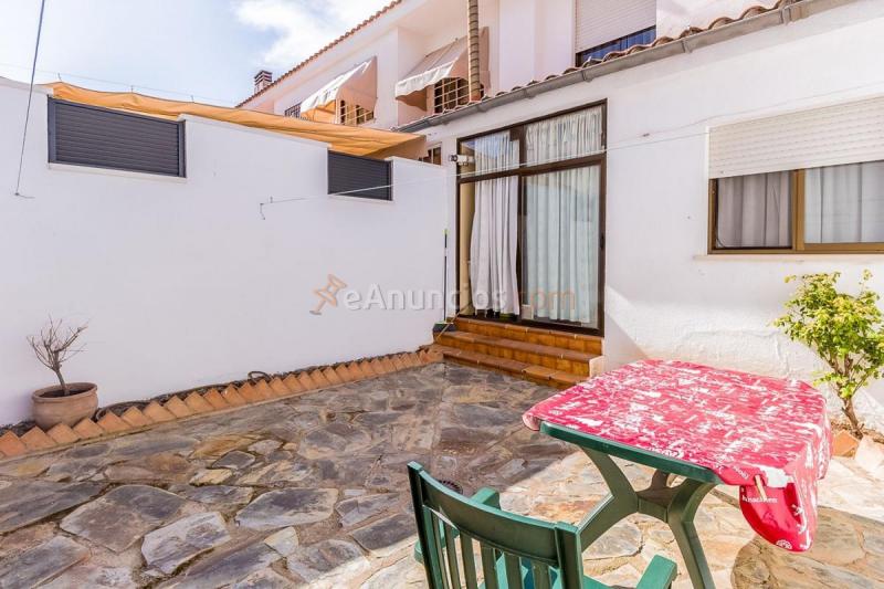 Adosado en venta en  Miguelturra