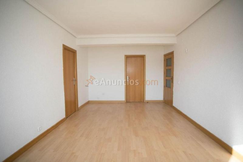 Apartamento en venta en Plaza MENINAS, Carabanchel, Madrid