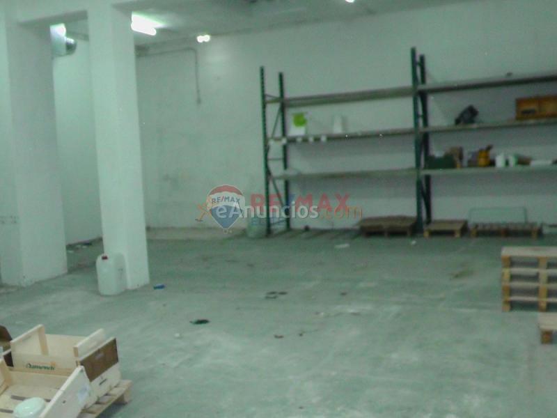 Local Comercial en alquiler en Calle Luanco, Centro, Gijón