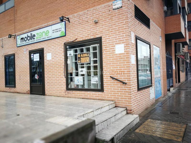 Local Comercial en alquiler en Calle de Gazaperas, El Arroyo - La Fuente, Fuenlabrada