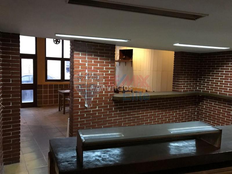 Local Comercial en alquiler en  Rey Favila, Cangas de Onís