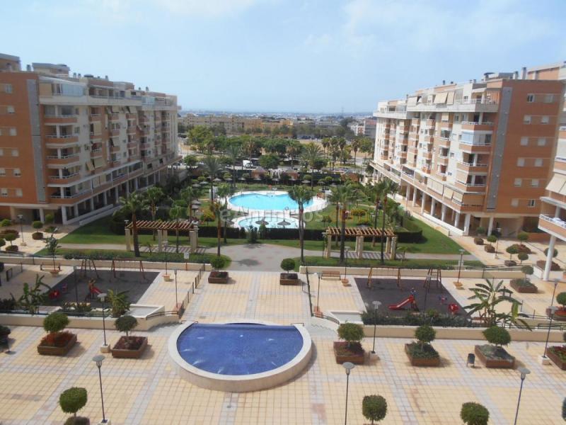 Apartamento en venta en  Teatinos, Málaga