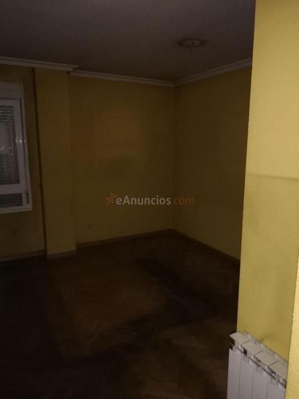 Apartamento en venta en  Angel González Tejedor, Ciudad Lineal, Madrid