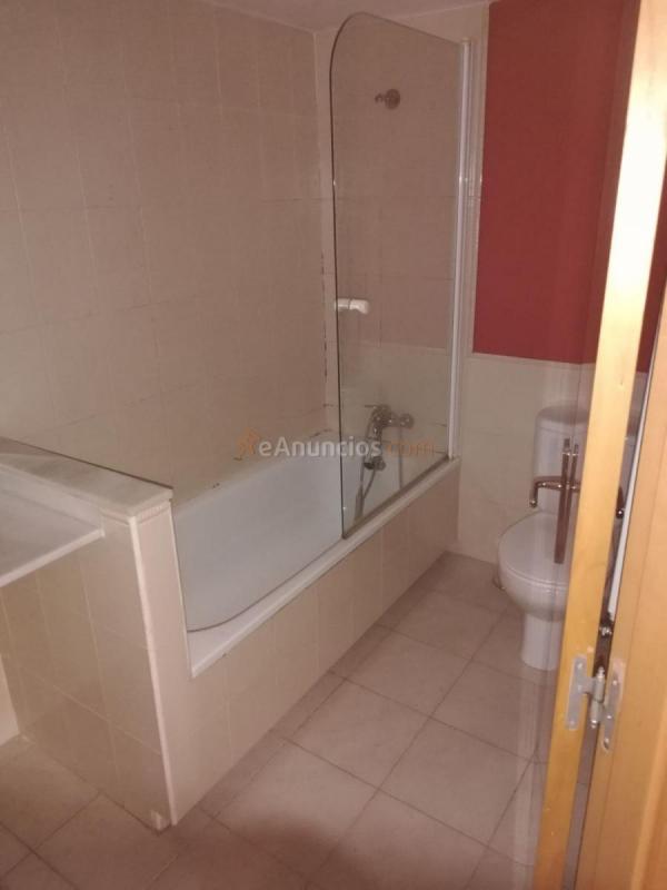 Apartamento en venta en  Virgen del Lluc, Ciudad Lineal, Madrid