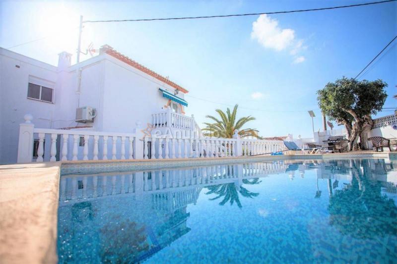 Adosado en venta en  Cometa-Carrió, Calpe