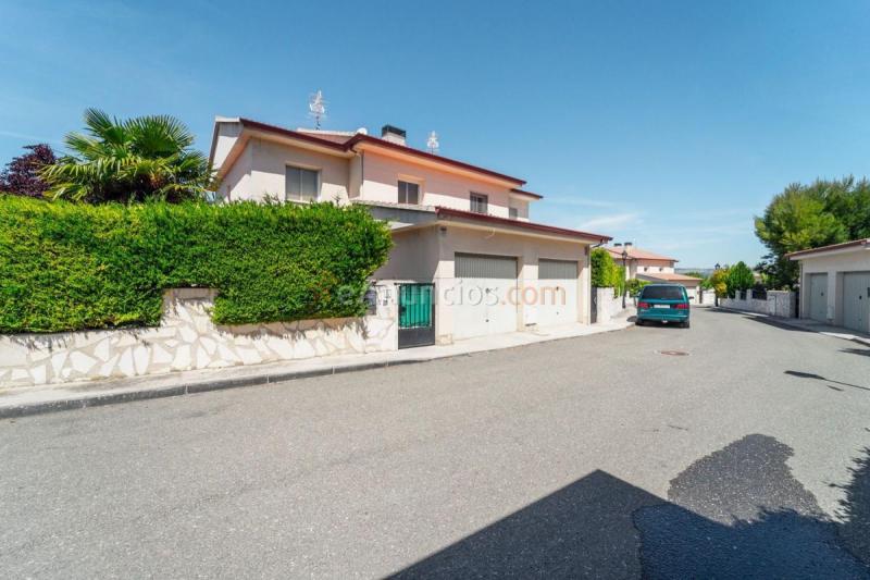 Adosado en venta en  Almonacid de Zorita