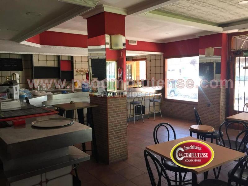 Local Comercial en venta en  Val, Alcalá de Henares