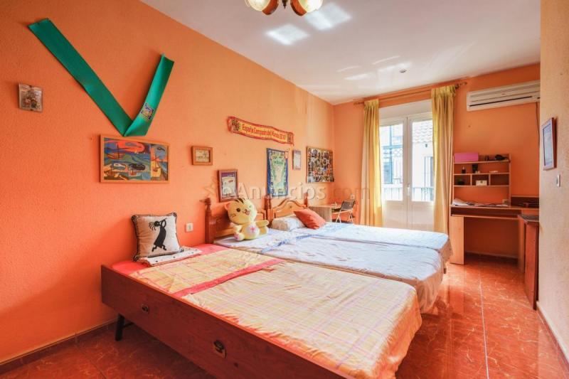 Adosado en venta en  Pilas