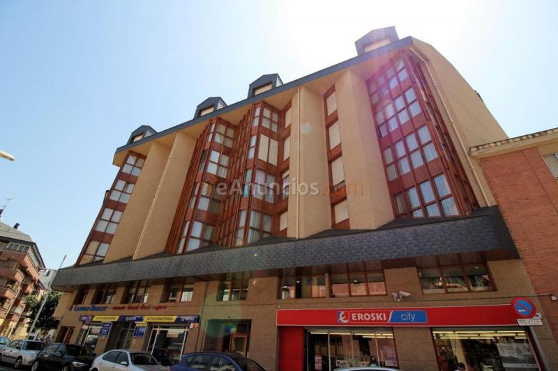 Apartamento en venta en  zaragoza, Casco Urbano, Jaca