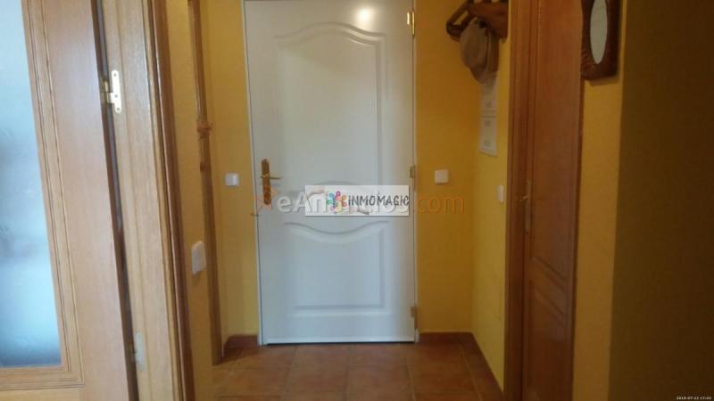 Adosado en venta en  Novés