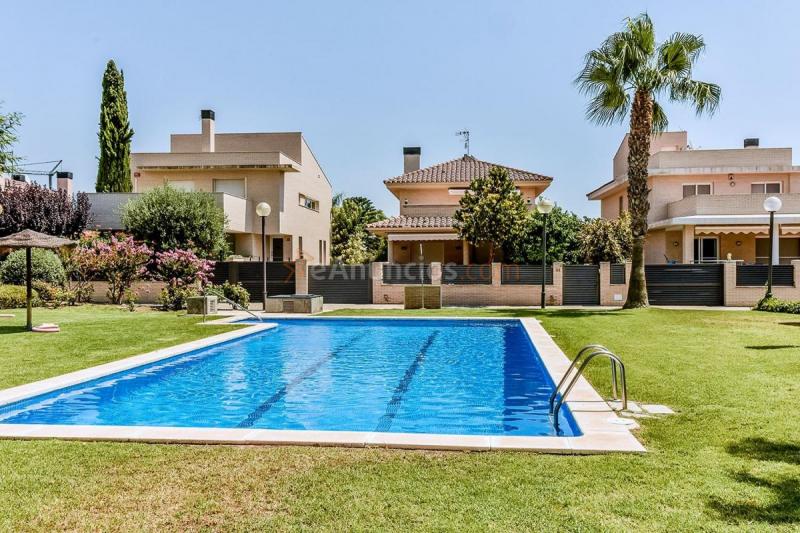 Adosado en venta en  La Llosa - Mas de l'Arany, Cambrils