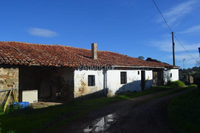 Casa Rural en venta en  Barrio de Arriba, Quintes - Arroes, Villaviciosa
