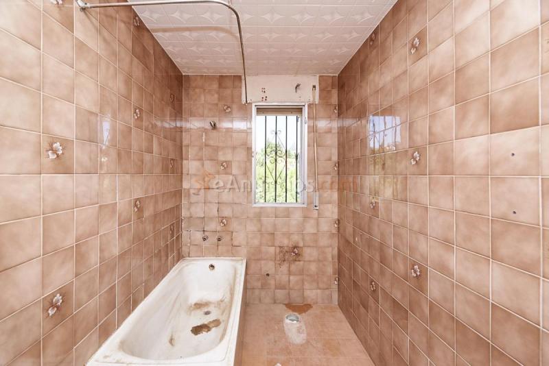 Adosado en venta en  Gojar