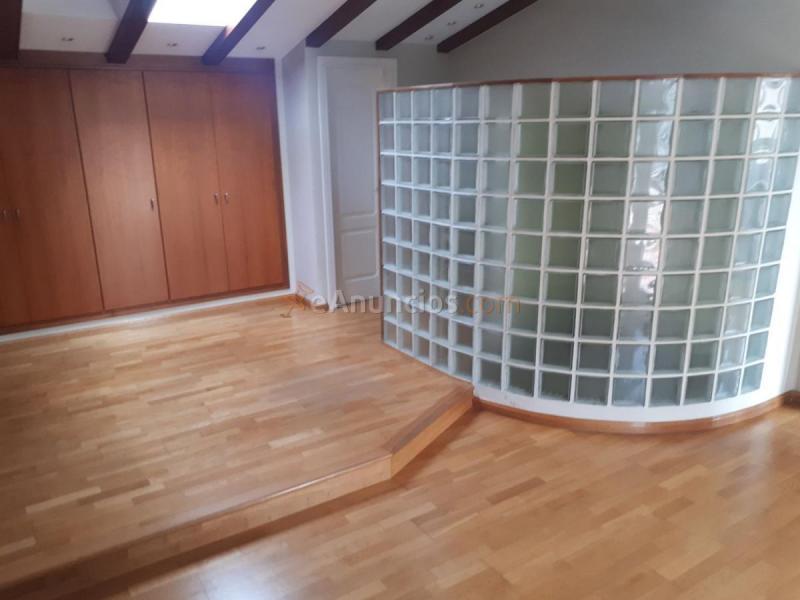 Adosado en alquiler en  Dalias, Campolivar, Godella