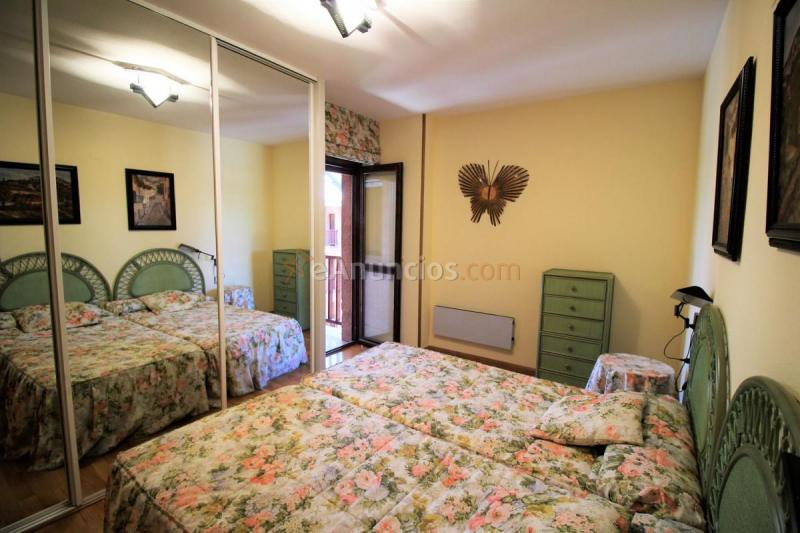 Apartamento en venta en Calle Infanta Doña Sancha, Casco Urbano, Jaca