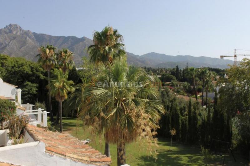Atico en venta en  Nagüeles-Milla de Oro, Marbella
