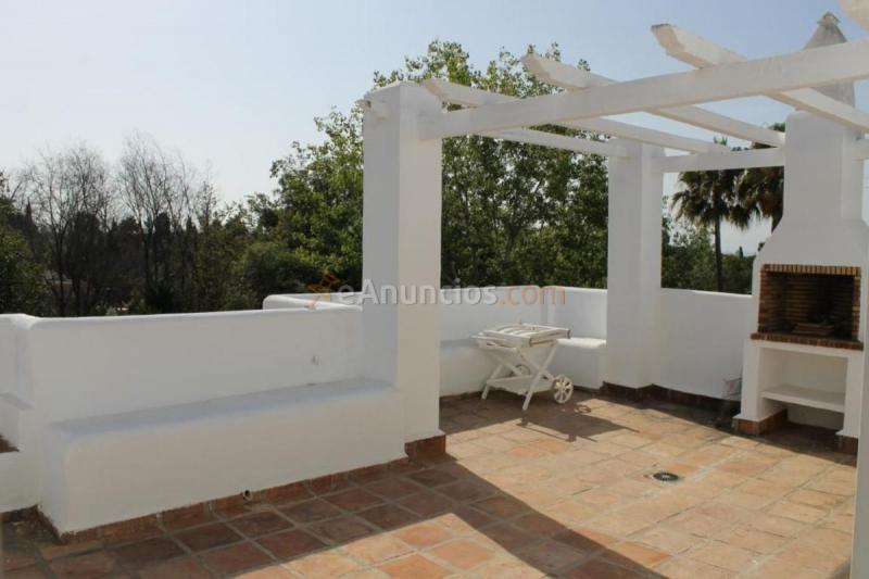 Atico en venta en  Nagüeles-Milla de Oro, Marbella