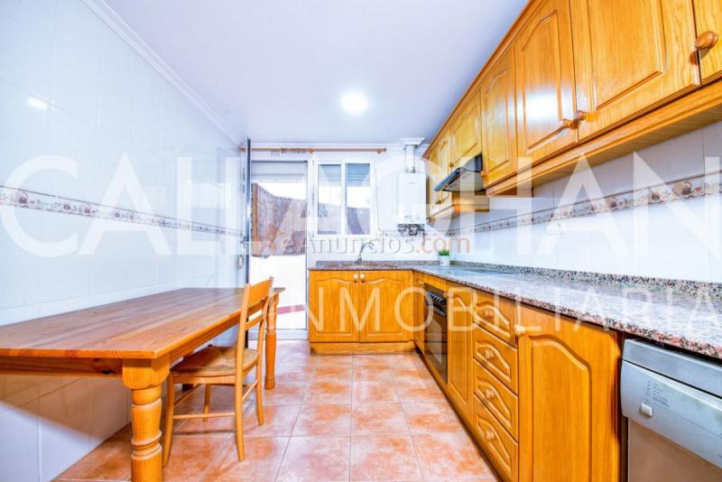 Apartamento en venta en  real de madrid, La Torre