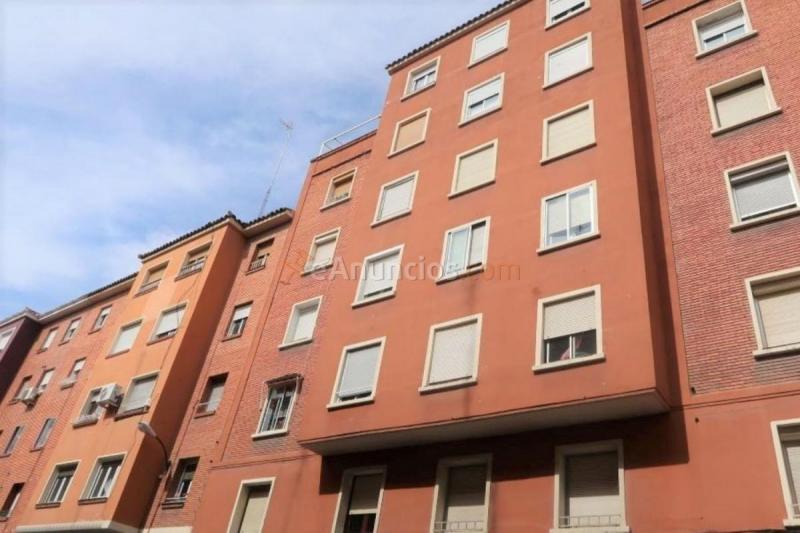 Apartamento en alquiler en Calle Ávila, Delicias, Zaragoza
