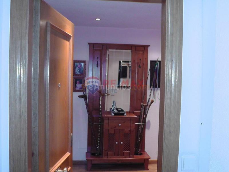 Apartamento en venta en Calle Ramón del Valle Ballina, Villaviciosa - Amandi, Villaviciosa