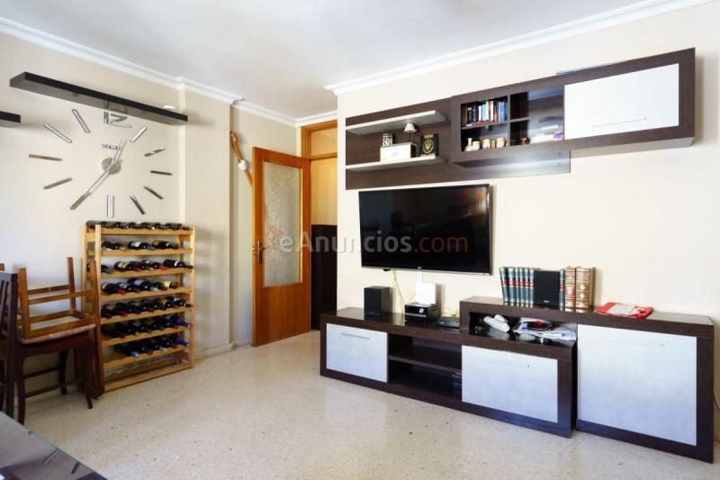 Apartamento en venta en  Pino Montano, Sevilla