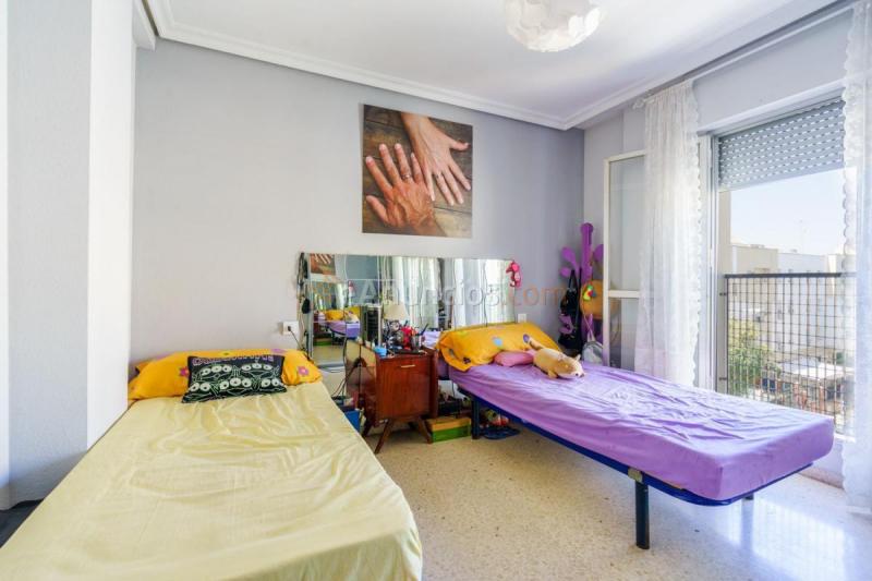 Apartamento en venta en  Pino Montano, Sevilla