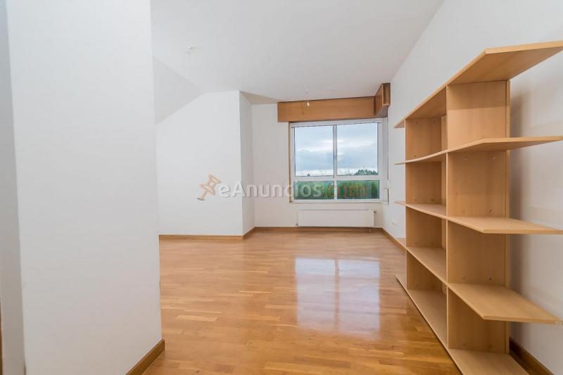 Adosado en venta en  Oleiros, Oleiros