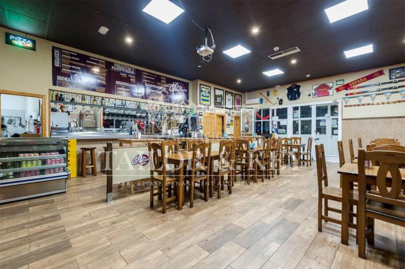 Local Comercial en alquiler en Calle de la Hacienda de Pavones, Moratalaz, Madrid