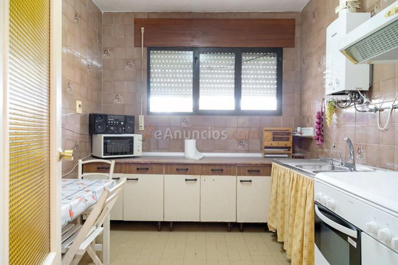 Adosado en venta en  Santa Bárbara-Ciudad Deportiva, La Linea de la Concepcion